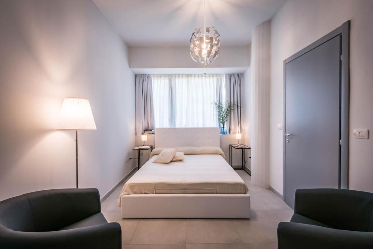 Le Residenze Di Don Nino Apartment Лече Екстериор снимка